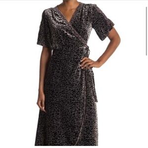 Johnny was velvet cheetah dress. Wore once